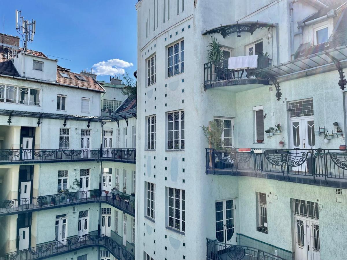 Jolan Suite Budapest Bagian luar foto