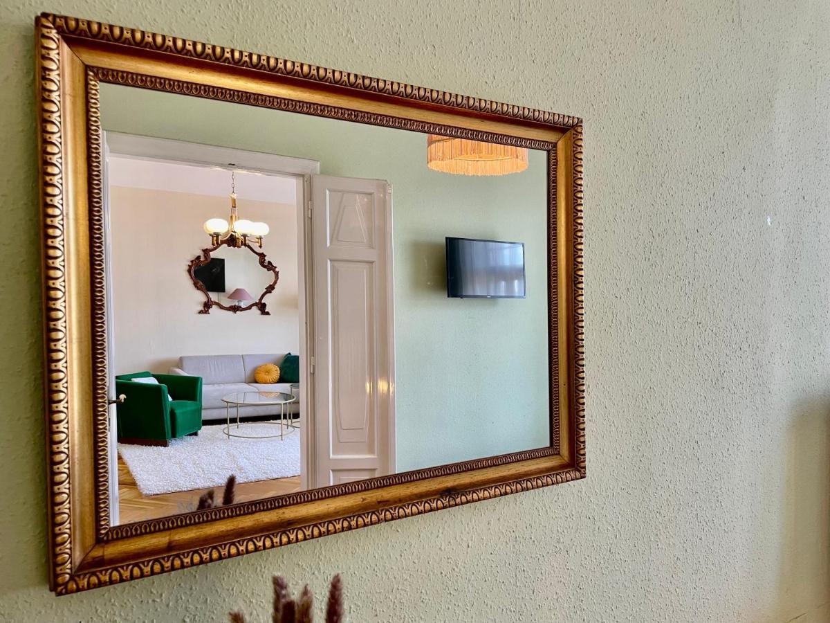 Jolan Suite Budapest Bagian luar foto